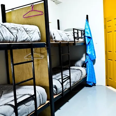 Zee Thai Hostel-2
